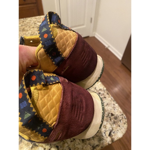 New Balance Mens Trailbuster Re-Engineered Hike Maroon Blue/Yellow Sz 13 TBTFHBN - Picture 9 of 9